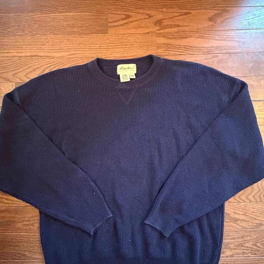 Eddie Bauer Men’s Vintage Y2K Navy Sweater Size Medium